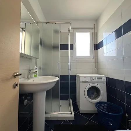 Dori Seaside Apartamento Durrës